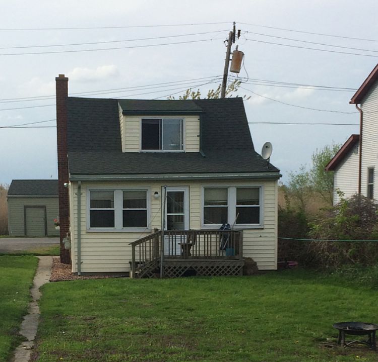 1st image of 6918 Lakeshore Dr