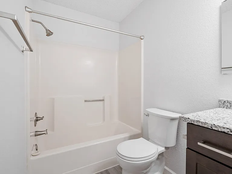 The Landing Apartments — Photo 12
