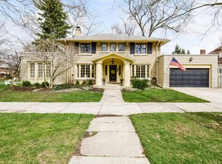1655 Sherman St SE, East Grand Rapids, MI 49506