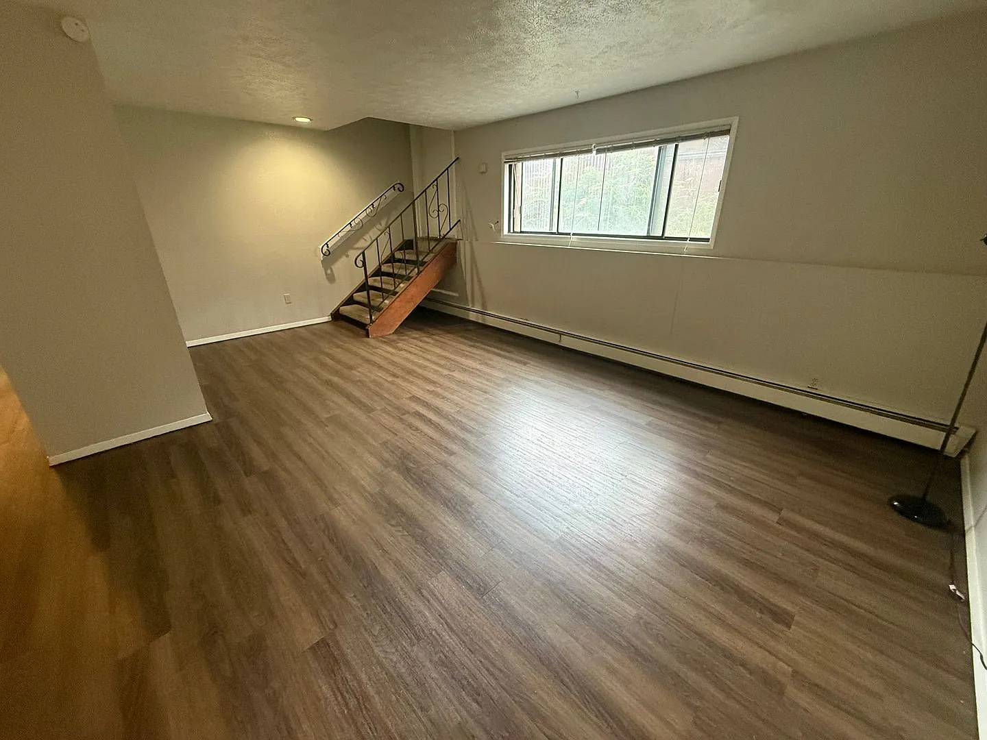 1008 E 9th - SG50/50 — Photo 3