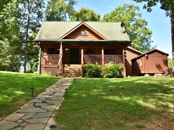 241 Goose Pointe Dr, Spring City, TN 37381