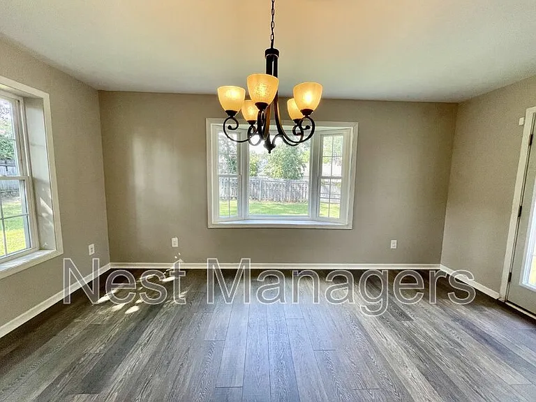 5651 Dodge Dr — Photo 13