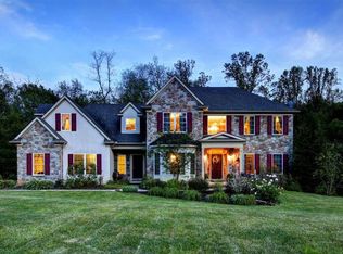 15 Abby Rd, Windsor, PA 17366