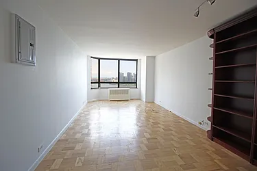 Rented by Julianna Realty Corp