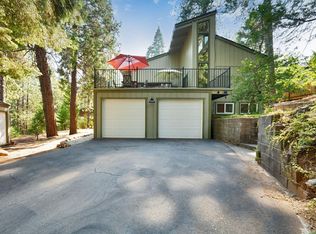 4340 Lakeridge Dr, Pollock Pines, CA 95726