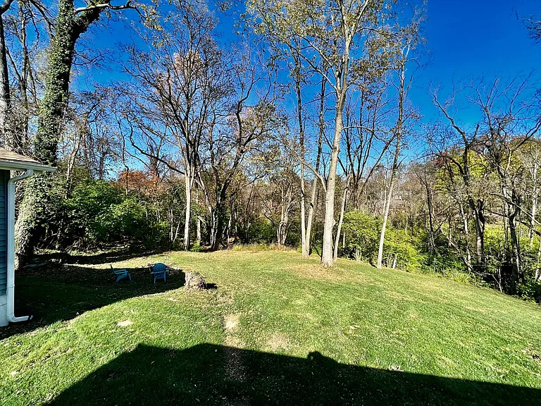 7086 Tylersville Rd — Photo 28