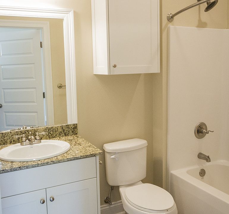 2nd image of 5015 Jerry St APT 28