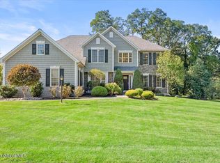 11 Haawk Ct, Delmar, NY 12054