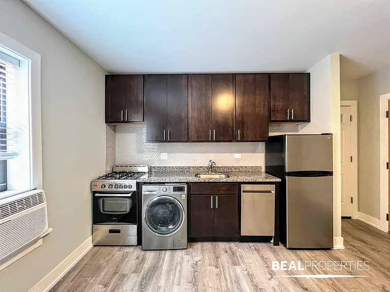 427 West Belden — Photo 21