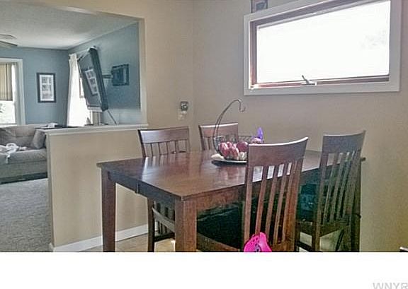 3rd image of 3521 Jerauld Ave