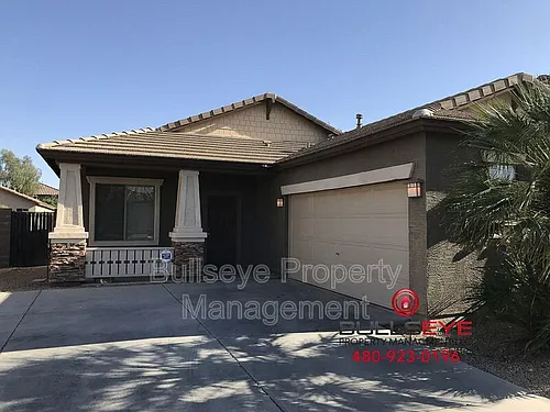 4541 E Willet St Photo 1