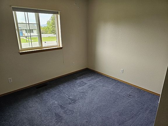 3rd image of 635 Stadler Rd