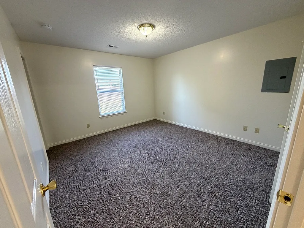 624 North College Street - 1 — Photo 3