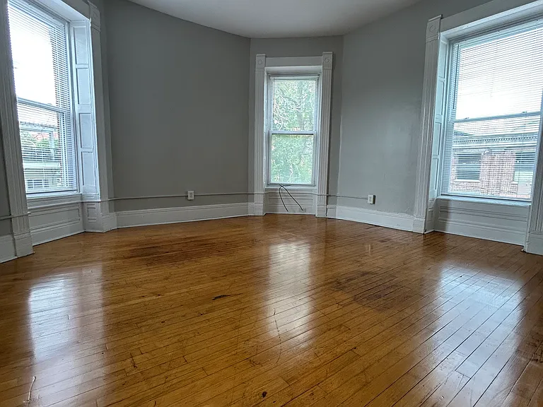 207 N Townsend St #5 — Photo 6