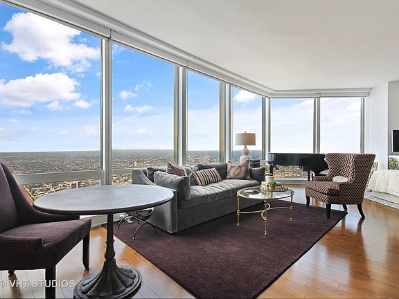 5th image of 401 N Wabash Ave Unit 77C
