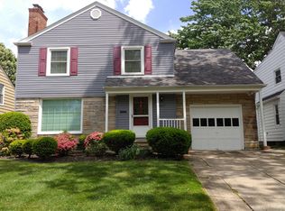 1417 Henning Dr, Lyndhurst, OH 44124