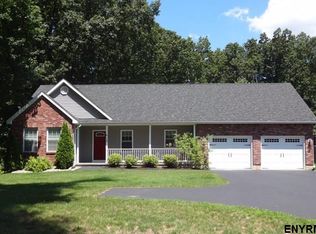 613 Bruno Rd, Clifton Park, NY 12065