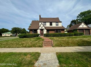 57 Romeyn Ave, Amsterdam, NY 12010