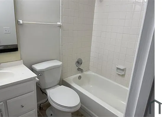 805 Heritage Oaks Dr — Photo 22