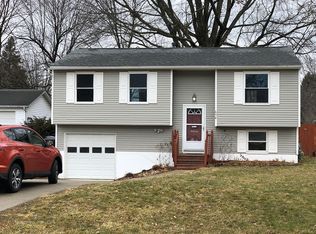 658 Northwood Ct, Ravenna, OH 44266