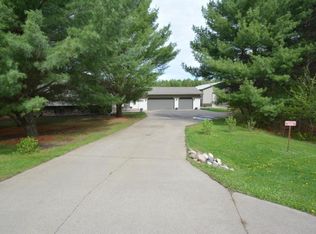 1008 La Barge Rd, Hudson, WI 54016