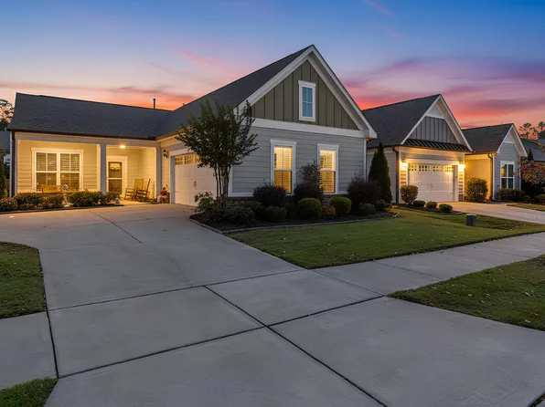 1432 Monterey Bay Dr, Wake Forest, NC 27587