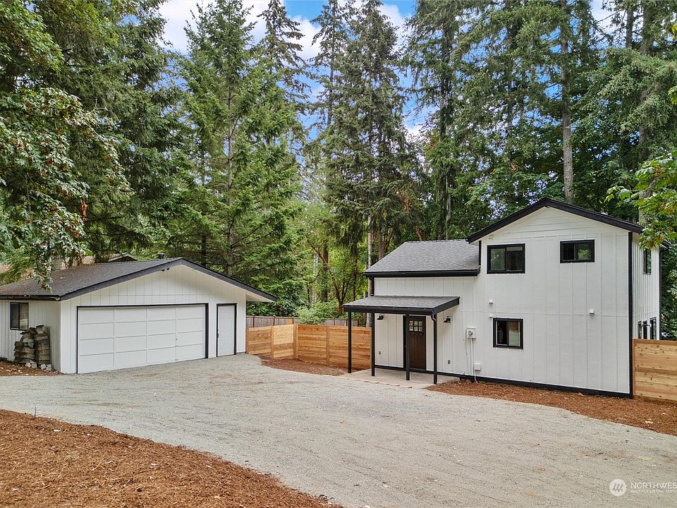 1st image of 2207 Lake Drive SW