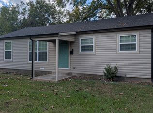 113 Hackberry St, Terrell, TX 75160