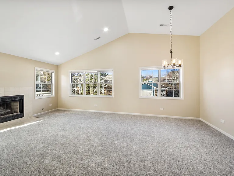 507 W Parkside Dr — Photo 7