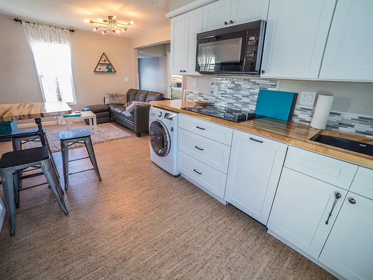 120 N Corona St #B — Photo 12