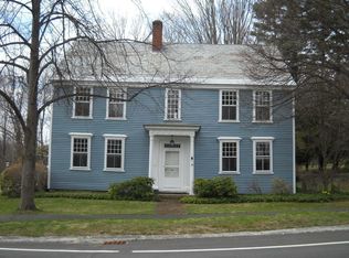 20 S Main St, Petersham, MA 01366