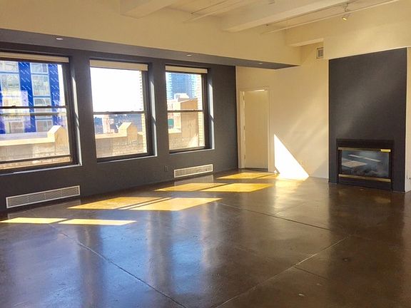 5th image of 315 W 36th St Penthouse A