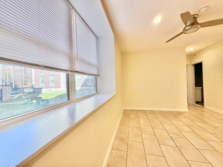 249 S 49th St #1O7 — Photo 109