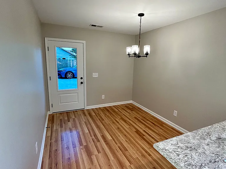306 Church St — Photo 5