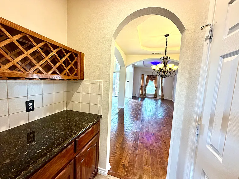 7204 Crane Dr — Photo 26