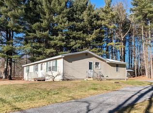 3620 Essex Rd, Willsboro, NY 12996