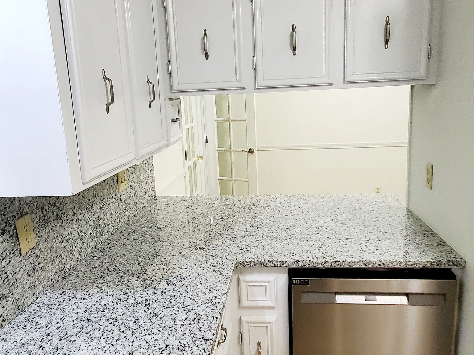 89 Spring Grove Drive — Photo 4