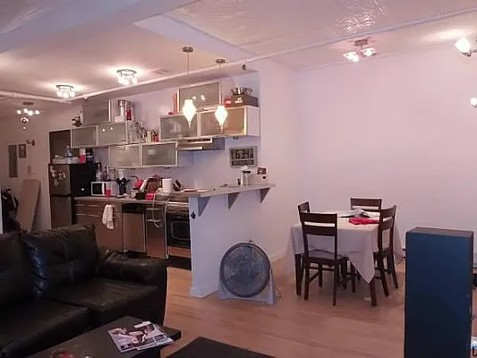 Rented by Aventana | media 10