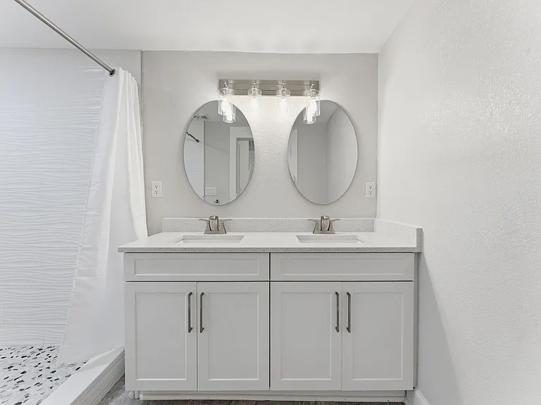 3314 N Jefferson St — Photo 19