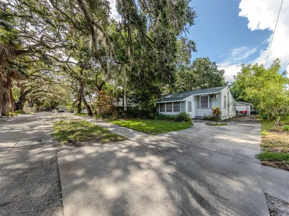 1740 Wisconsin Ln, Sarasota, FL 34239
