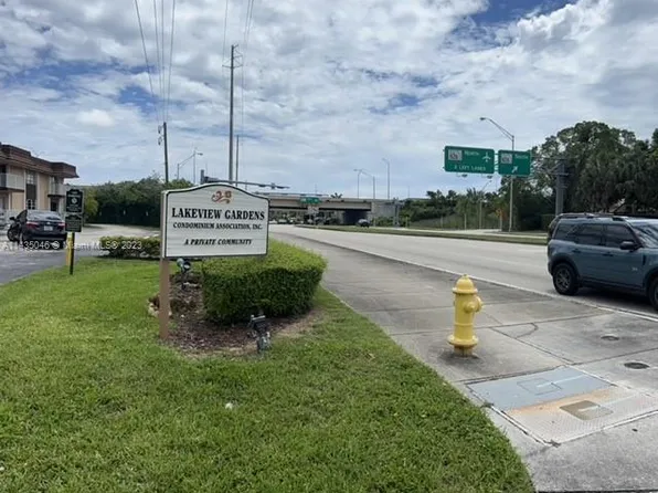 5575 SW 77th Ct APT 106B, Miami, FL 33155