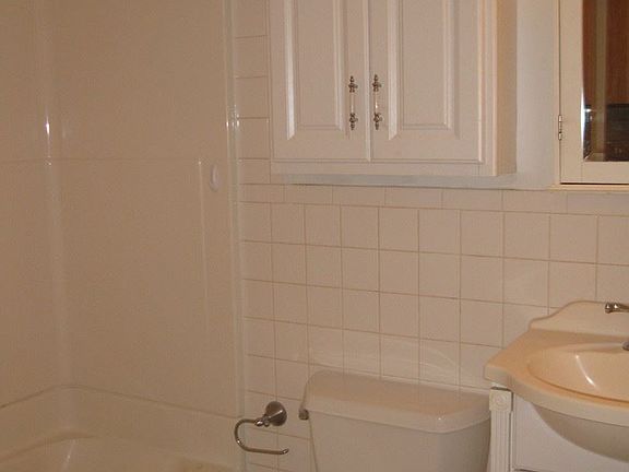 3rd image of 1508 Chela Ave APT 5