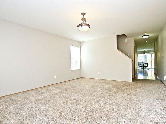 2nd image of 1931 Cox Ave