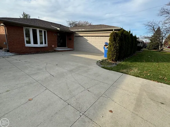 27085 Bonnie Ave, Warren, MI 48093