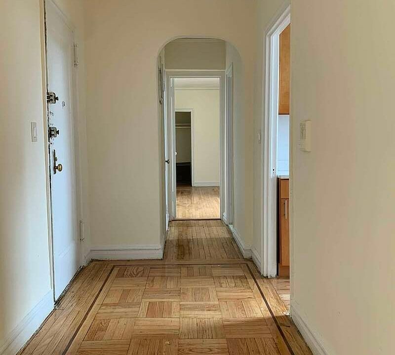 1st image of 60 Seaman Ave APT 3E