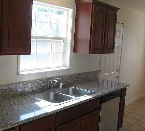 3rd image of 2090 Matson Dr
