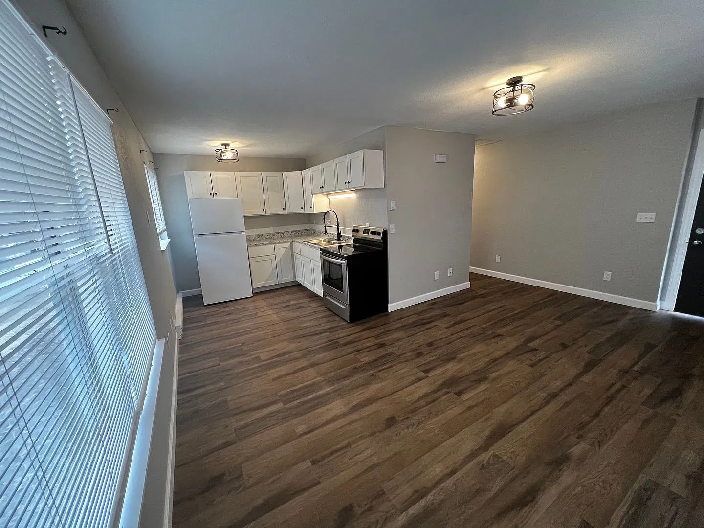 1 Bedroom 1 Bathroom Apartment — Photo 4