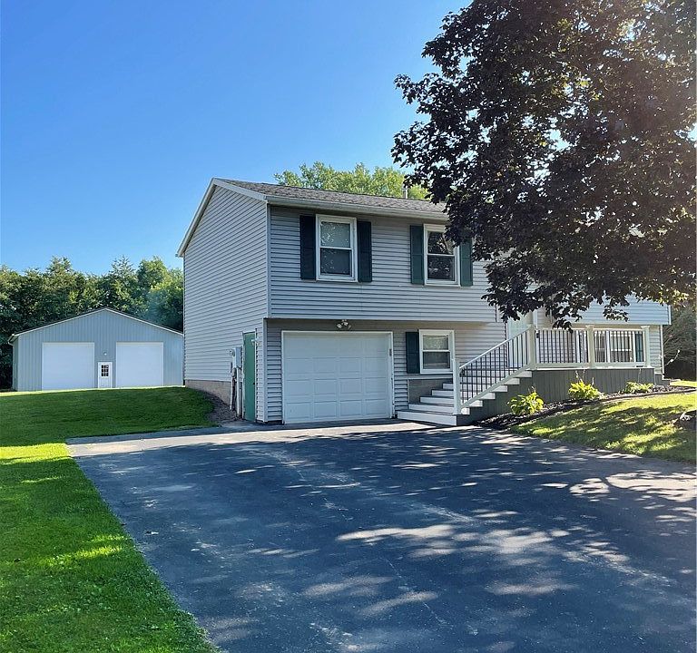 1st image of 23 Highview Dr
