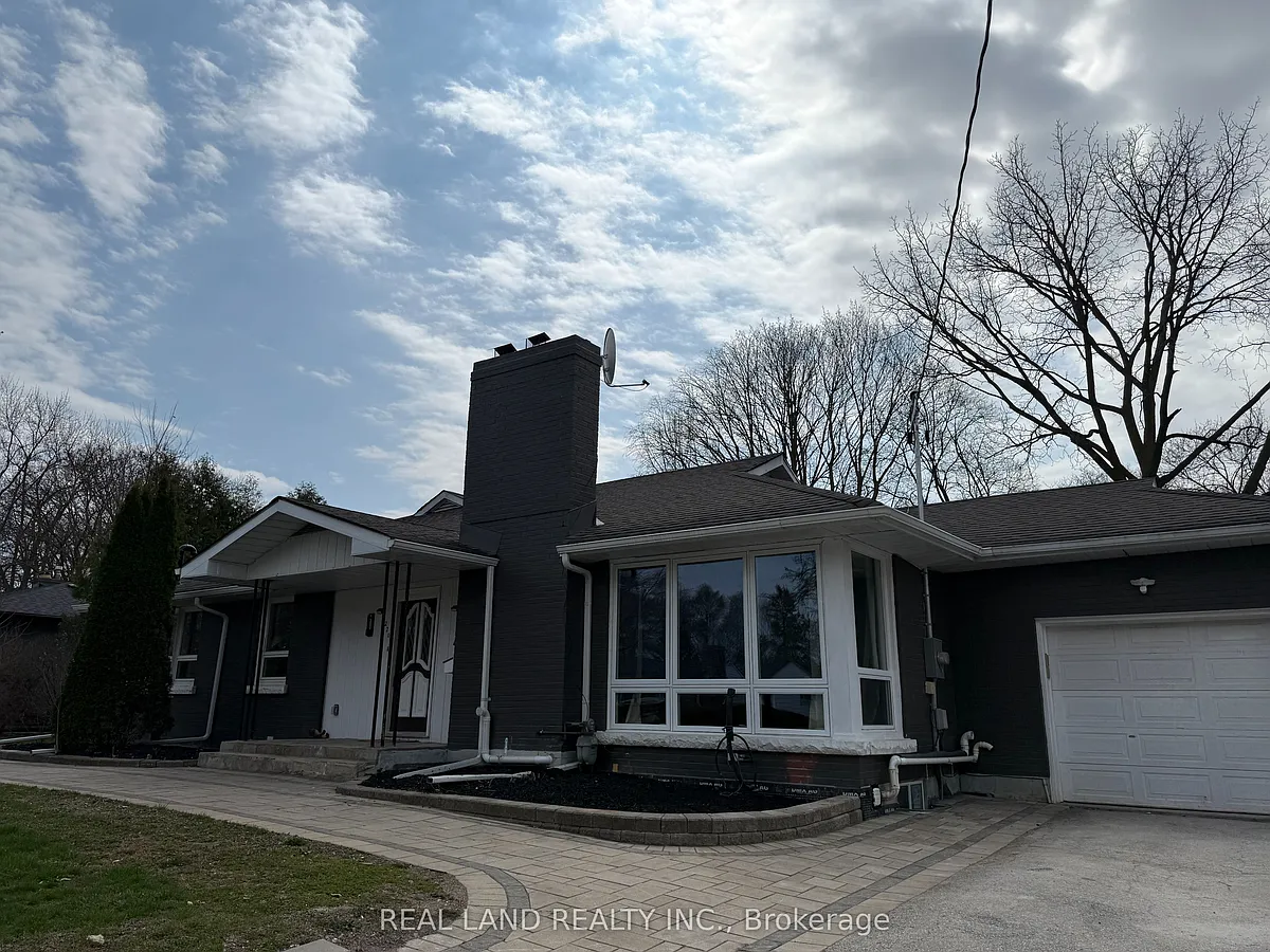 Building Photo - 220 Millard Ave #1