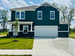 2402 N Liberty Lakes Dr, Greensburg, IN 47240